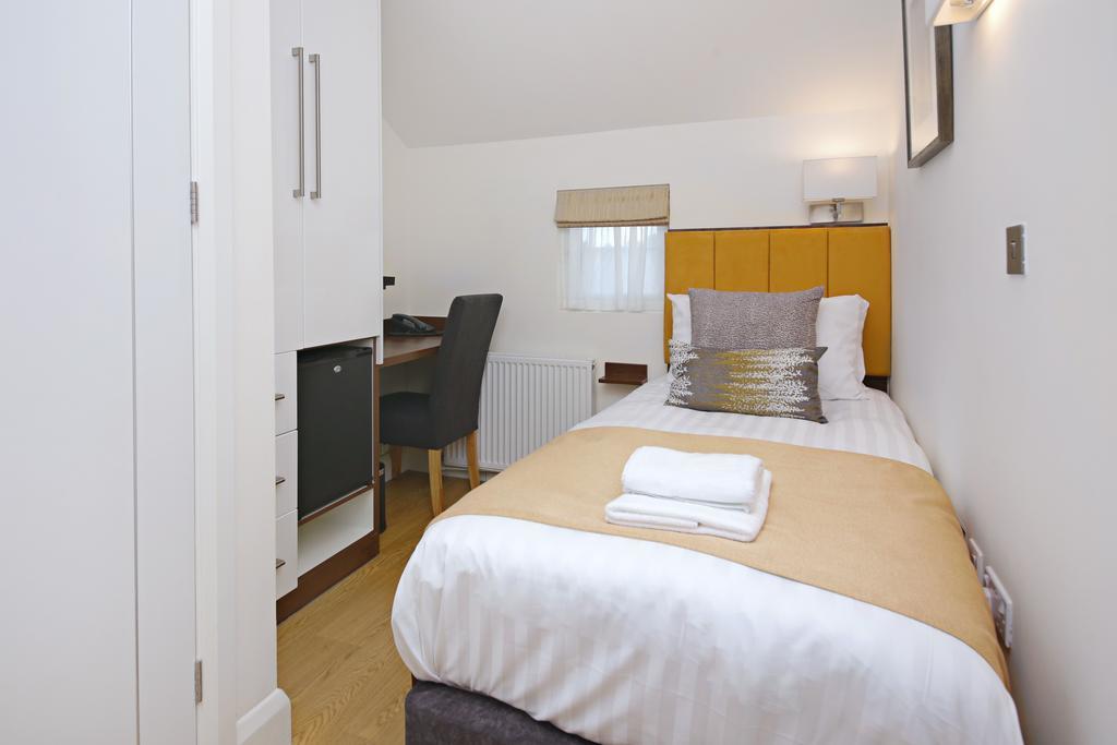 Imperial Guest House Ltd. Hounslow Rum bild